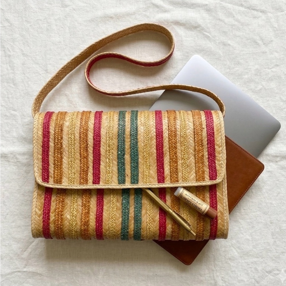 Women’s woven straw shoulder bag multicolor large